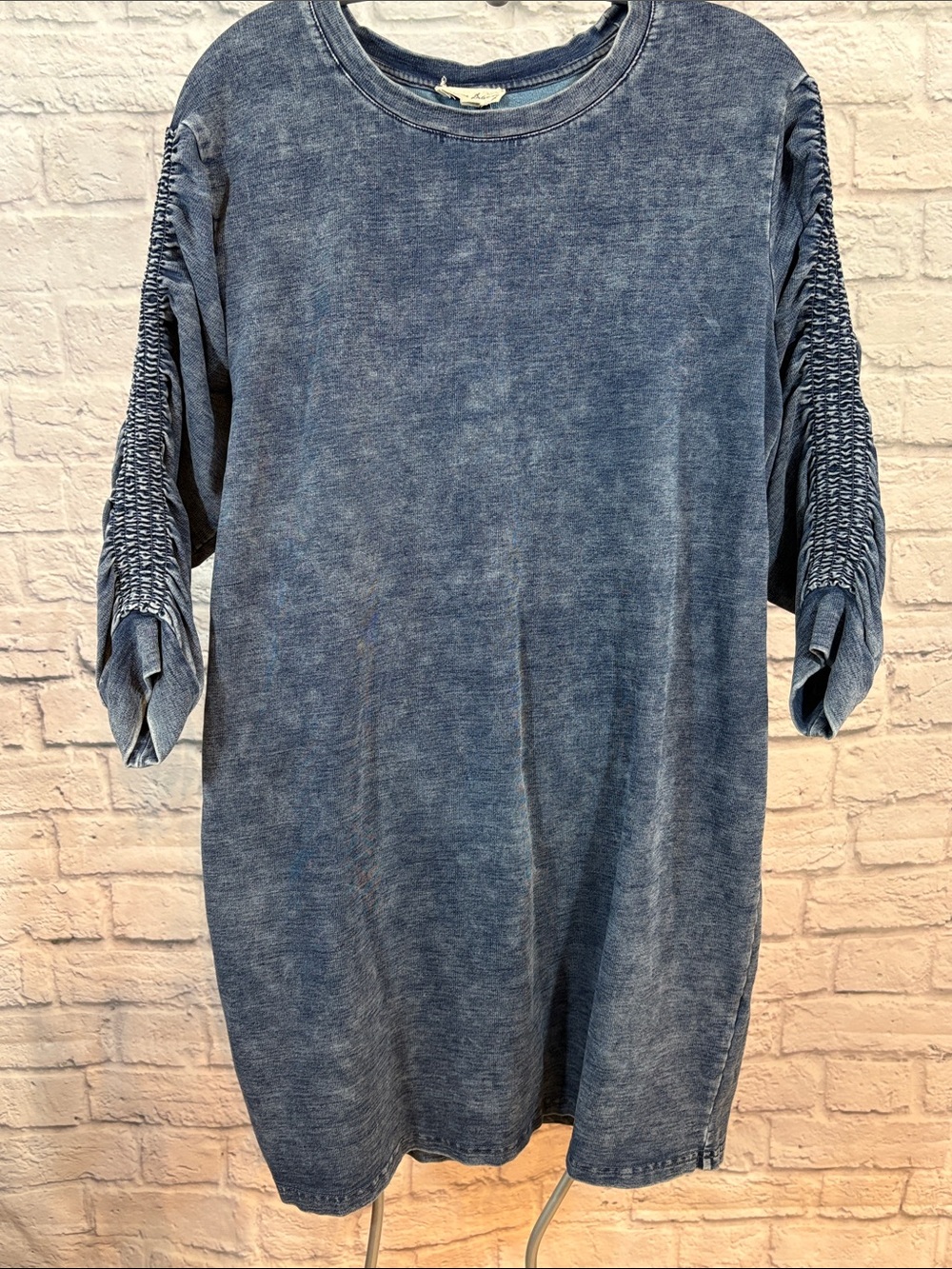 Jane and Delancey Washed Denim-Blue Midi Dress with Shirred Sleeves Medium